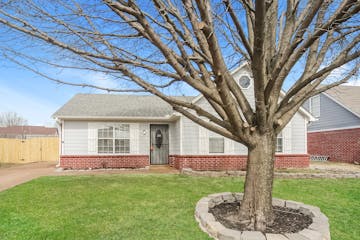 4238 Shadow Glen Dr. Horn Lake, MS 38637